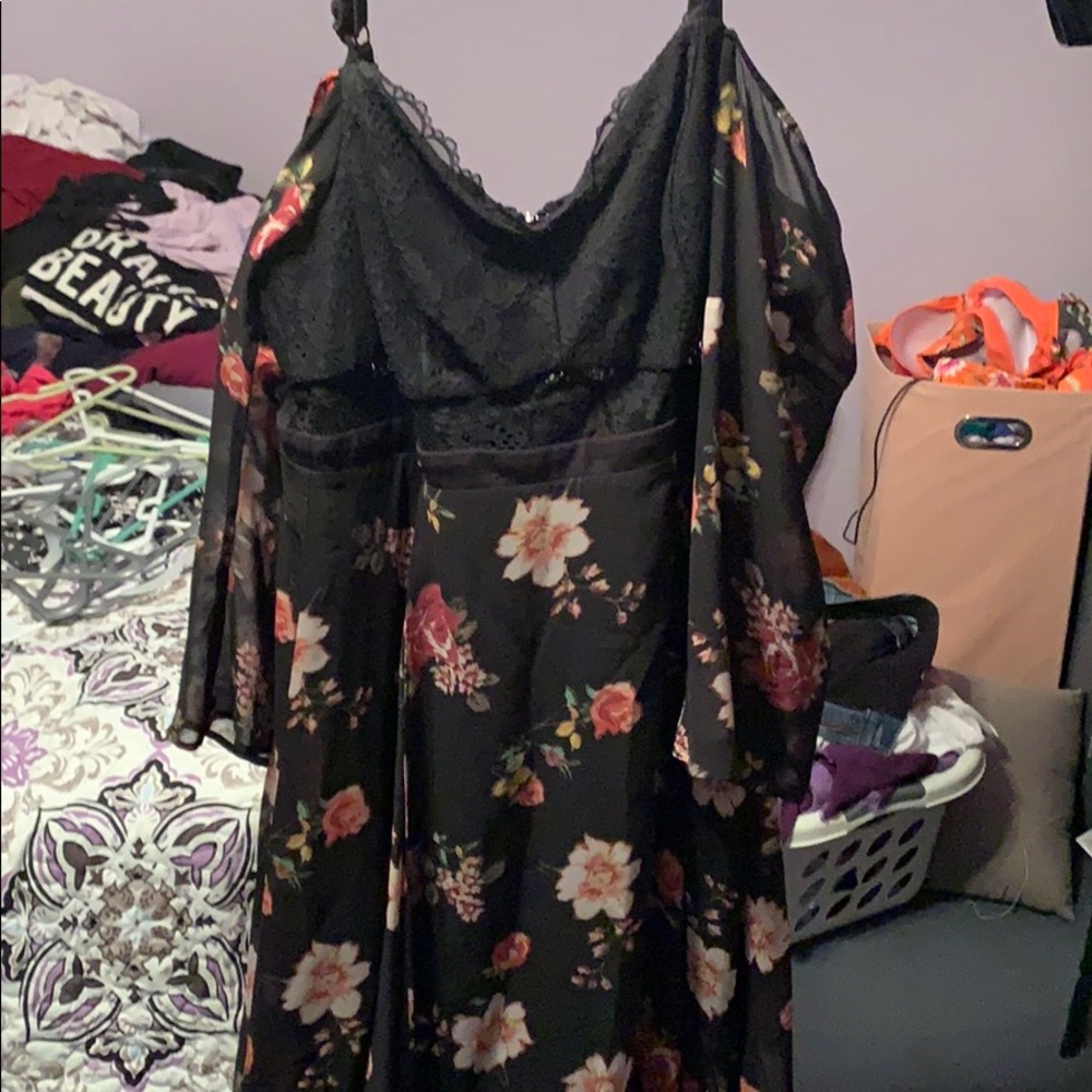 TORRID INSIDER EDITION RARE FLORAL DRESS.